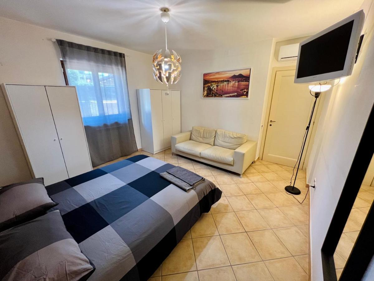 Appartement House Of Mola à Naples Extérieur photo
